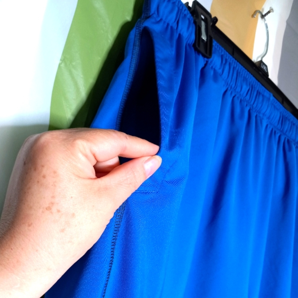 ADIDAS Climalite Men's Shorts size L indigo blue color. - Picture 4 of 8
